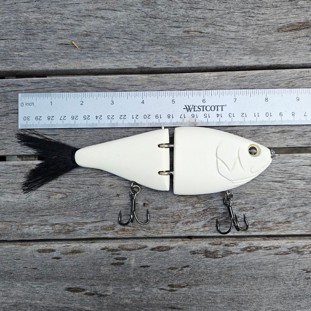 8-inch Salt Stride BLACK TAIL