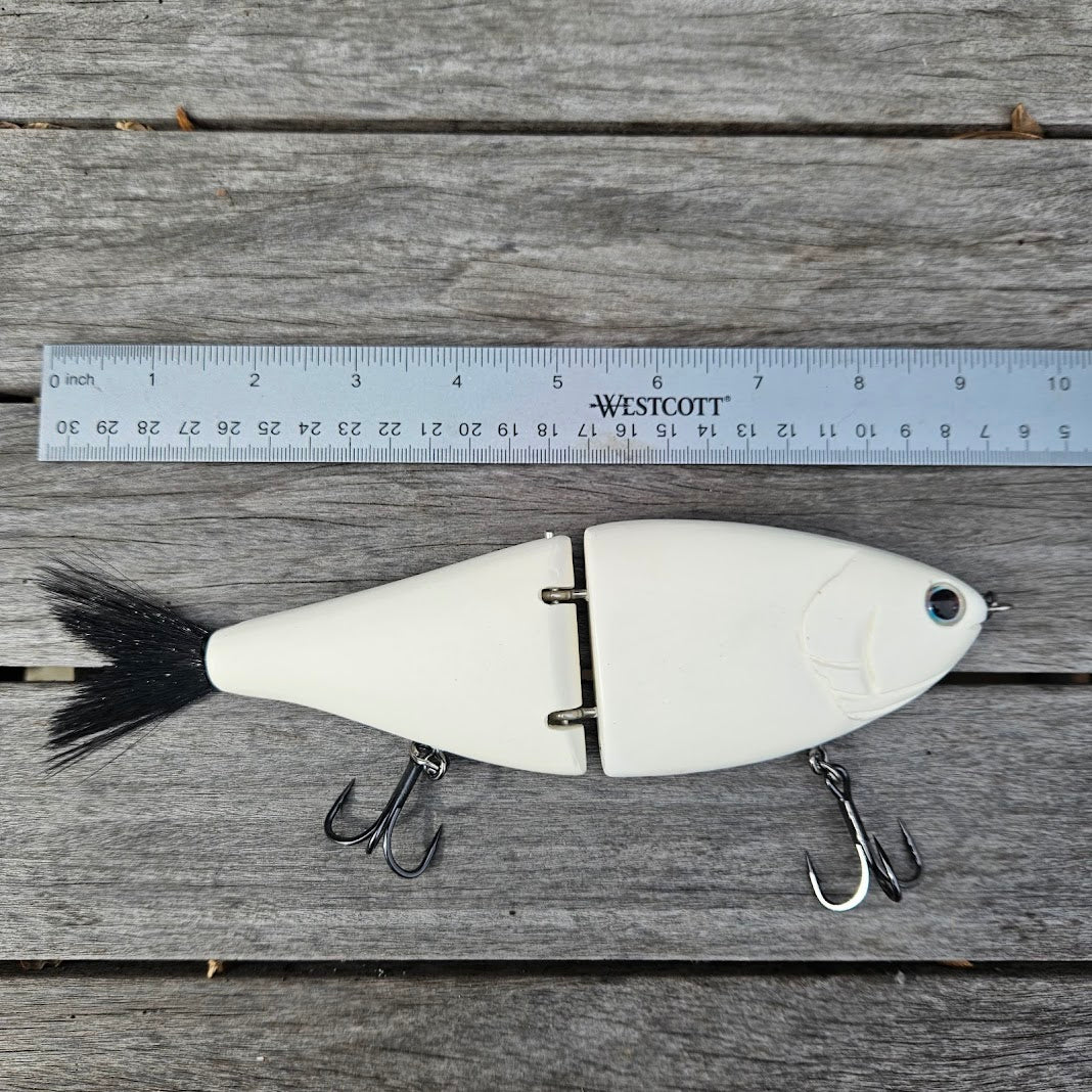 9-inch Salt Stride- BLACK TAIL