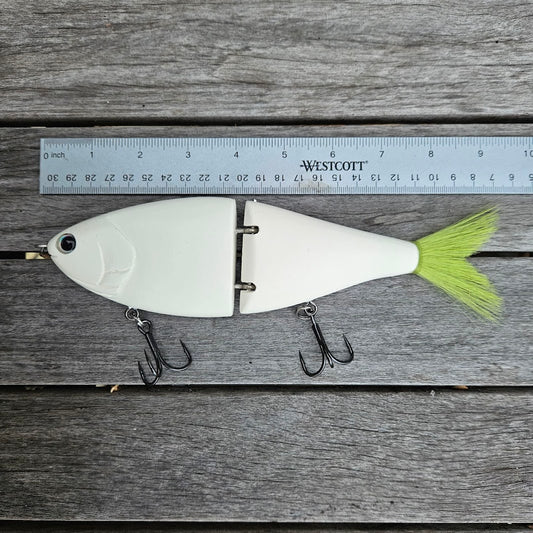 9-inch Salt Stride- CHARTREUSE TAIL